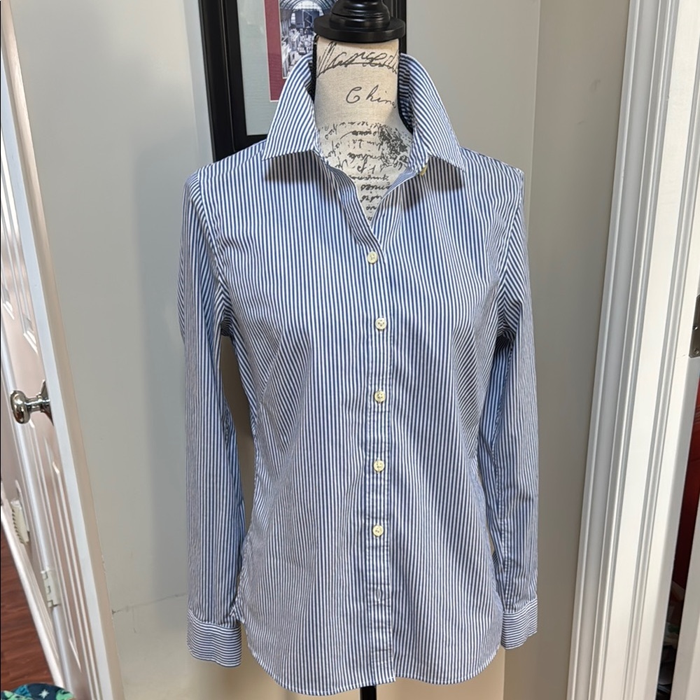 Classic Blue & White Pinstriped Fitted Long Sleeve Button Down Non-Iron Shirt
